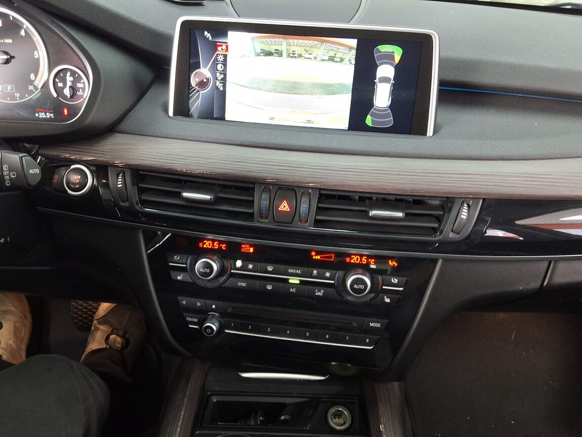BMW X5 (3RD GEN) 30d xDRIVE 2014 - zdjęcie 24