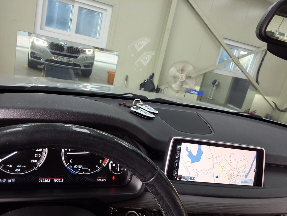 BMW X5 (3RD GEN) 30d xDRIVE 2014 - zdjęcie 25