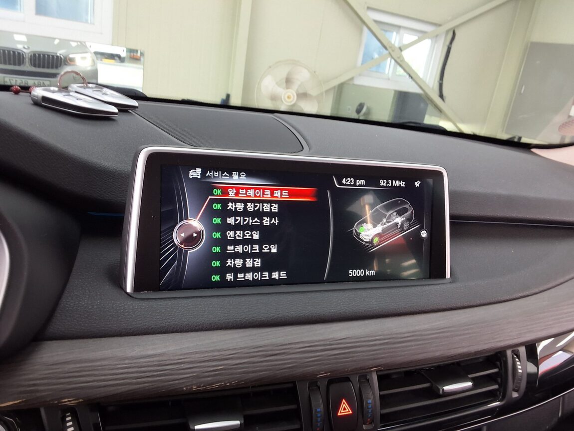 BMW X5 (3RD GEN) 30d xDRIVE 2014 - zdjęcie 27