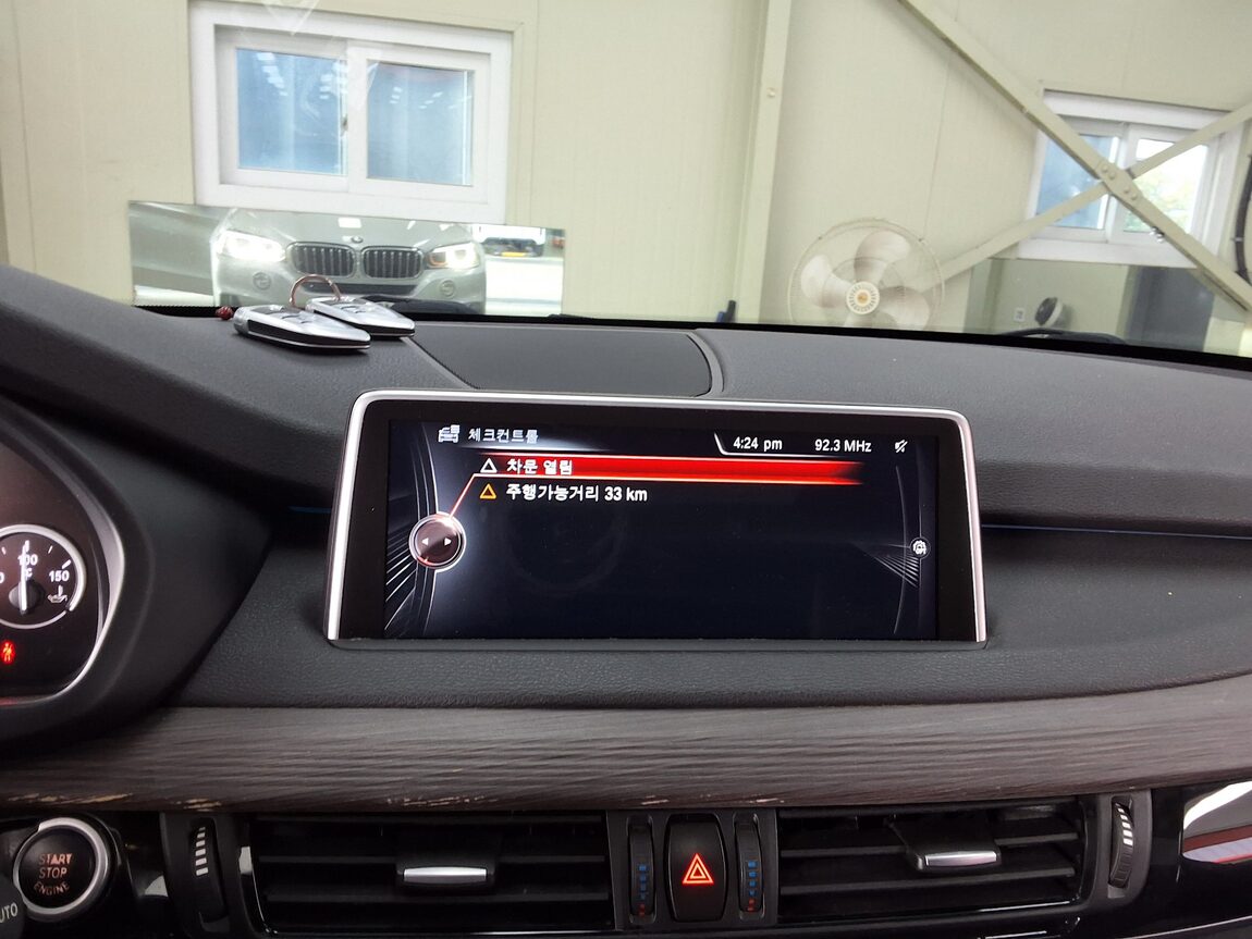 BMW X5 (3RD GEN) 30d xDRIVE 2014 - zdjęcie 28