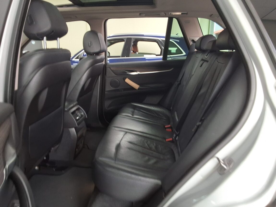 BMW X5 (3RD GEN) 30d xDRIVE 2014 - zdjęcie 13