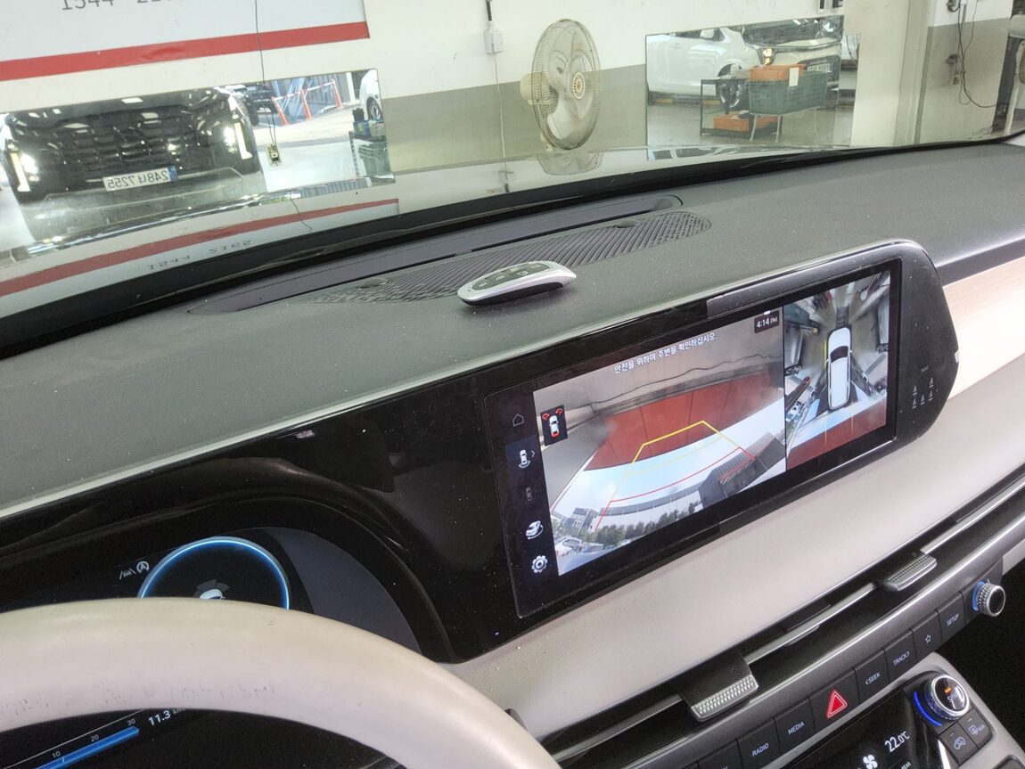 HYUNDAI THE NEW PALISADE 2.2 DIESEL 2WD PRESTIGE 2023 - zdjęcie 18