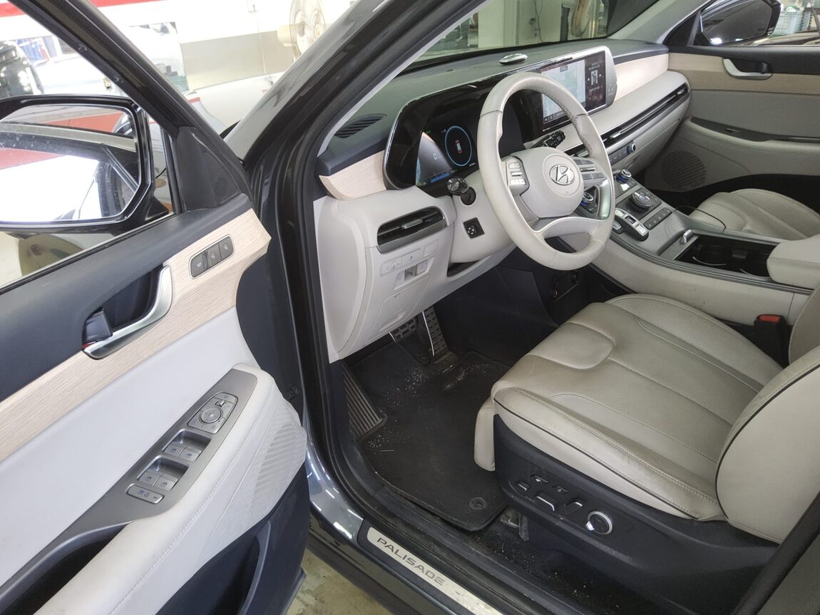 HYUNDAI THE NEW PALISADE 2.2 DIESEL 2WD PRESTIGE 2023 - zdjęcie 10