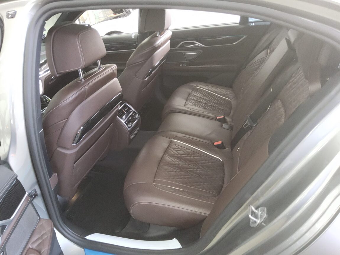 BMW 7 SERIES (6TH GEN) 745e sDRIVE M SPORT PACK 2020 - zdjęcie 12