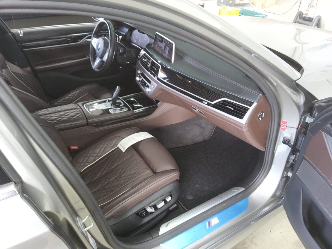 BMW 7 SERIES (6TH GEN) 745e sDRIVE M SPORT PACK 2020 - zdjęcie 14