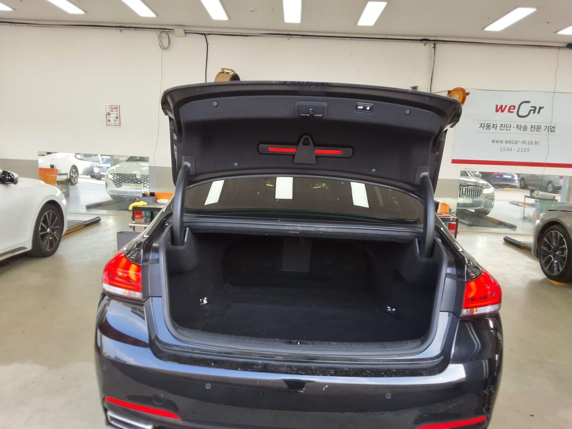 GENESIS G80 3.3 GDi AWD PREMIUM LUXURY 2017 - zdjęcie 15