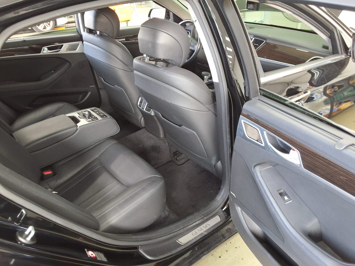 GENESIS G80 3.3 GDi AWD PREMIUM LUXURY 2017 - zdjęcie 13