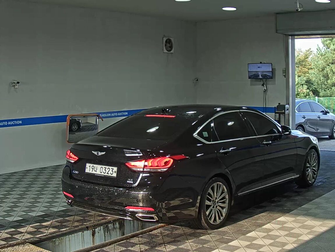 GENESIS G80 3.3 GDi AWD PREMIUM LUXURY 2017 - zdjęcie 5