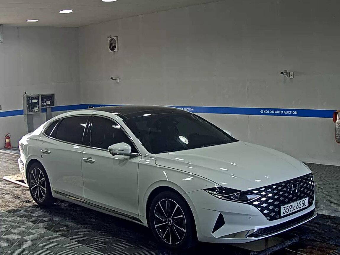 HYUNDAI THE NEW GRANDEUR IG GASOLINE 2.5 LE BLANC 2023 - zdjęcie 3