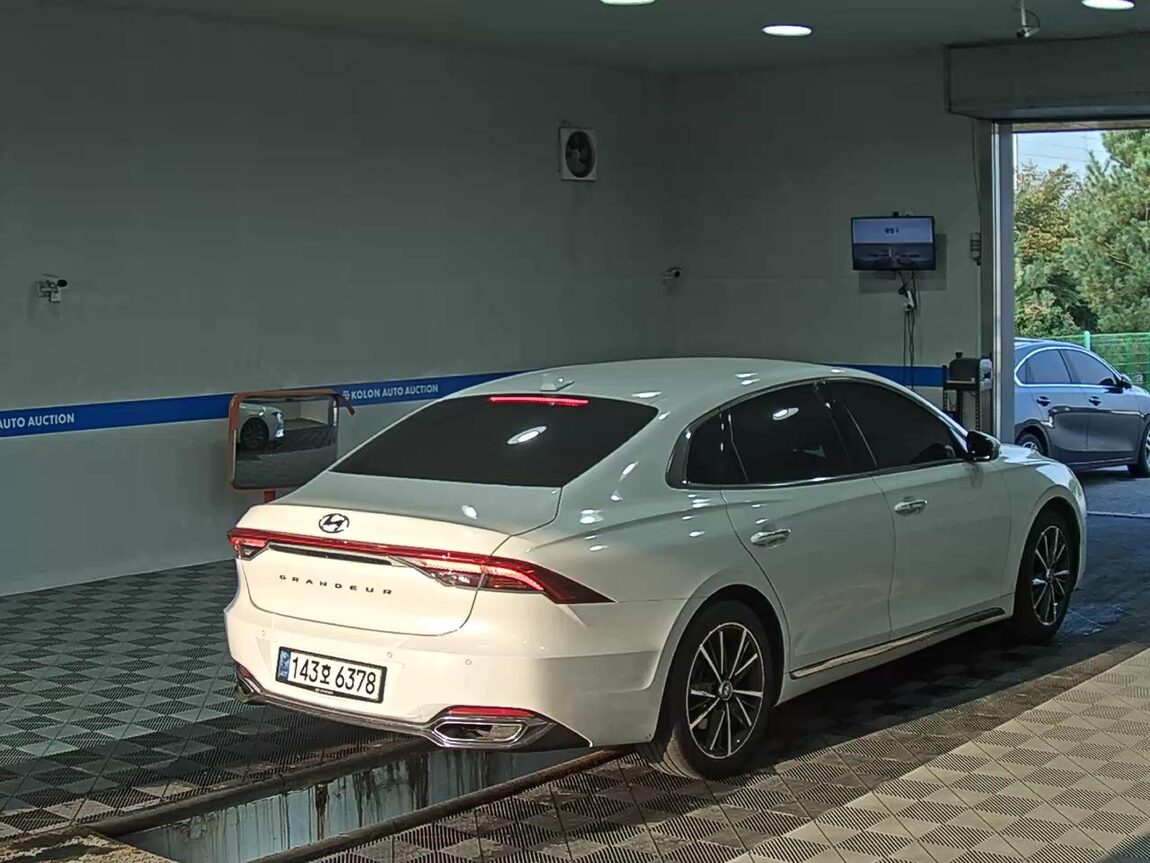 HYUNDAI THE NEW GRANDEUR IG LPi 3.0 RENTAL CAR PREMIUM 2022 - zdjęcie 5