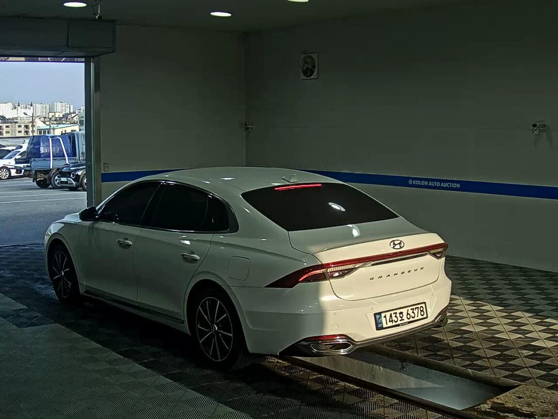 HYUNDAI THE NEW GRANDEUR IG LPi 3.0 RENTAL CAR PREMIUM 2022 - zdjęcie 6