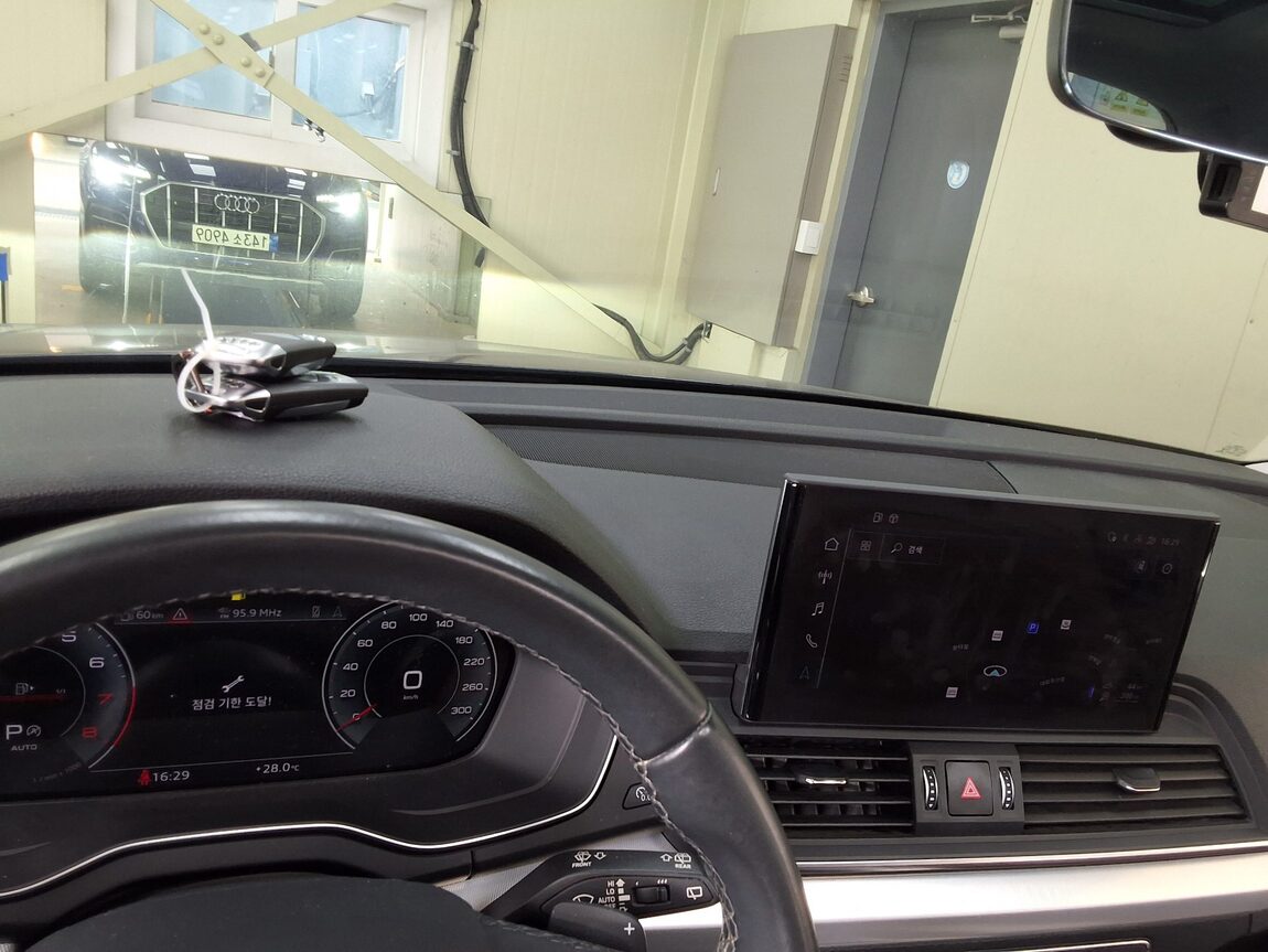AUDI Q5 (2ND GEN) 45 TFSI QUATTRO 2022 - zdjęcie 25