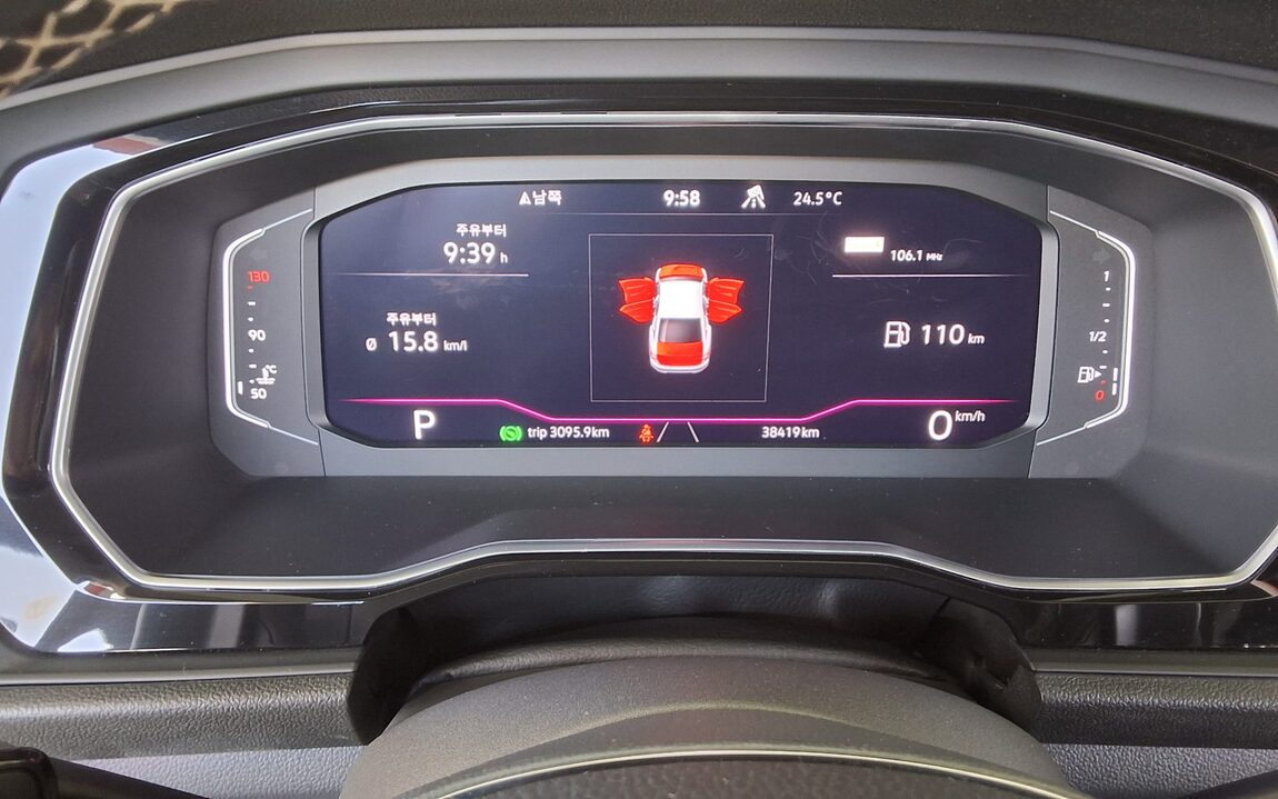 VOLKSWAGEN JETTA (7TH GEN) 1.4 TSI PRESTIGE 2021 - zdjęcie 9