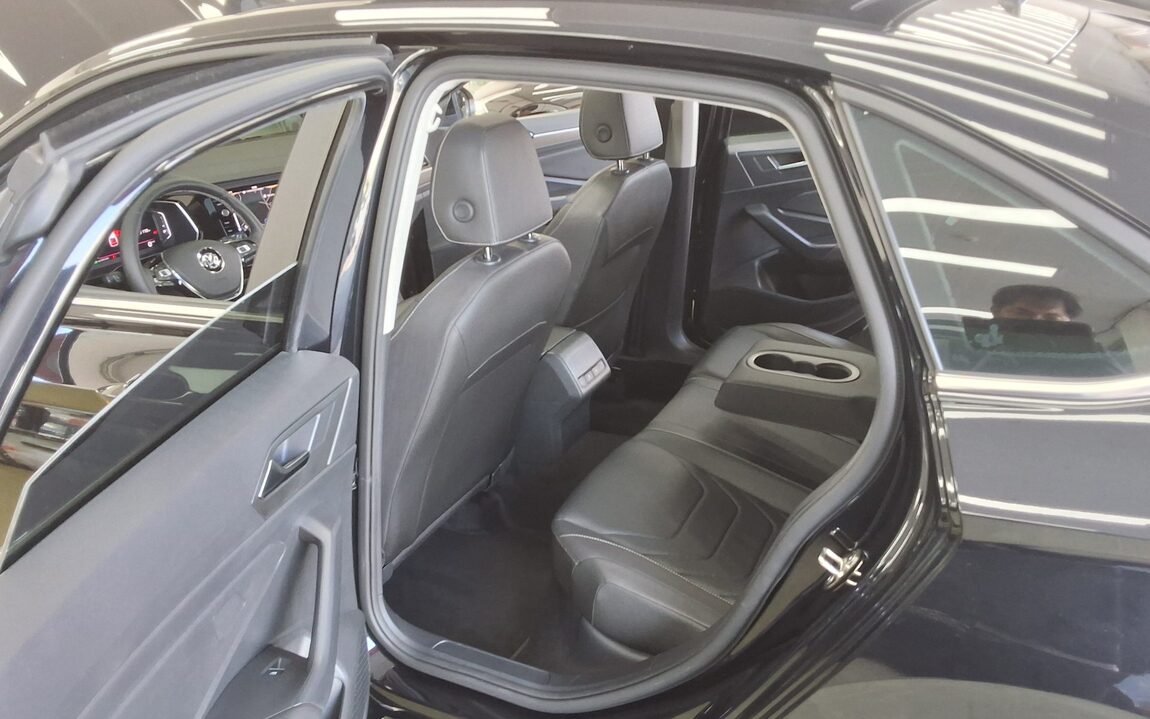 VOLKSWAGEN JETTA (7TH GEN) 1.4 TSI PRESTIGE 2021 - zdjęcie 12