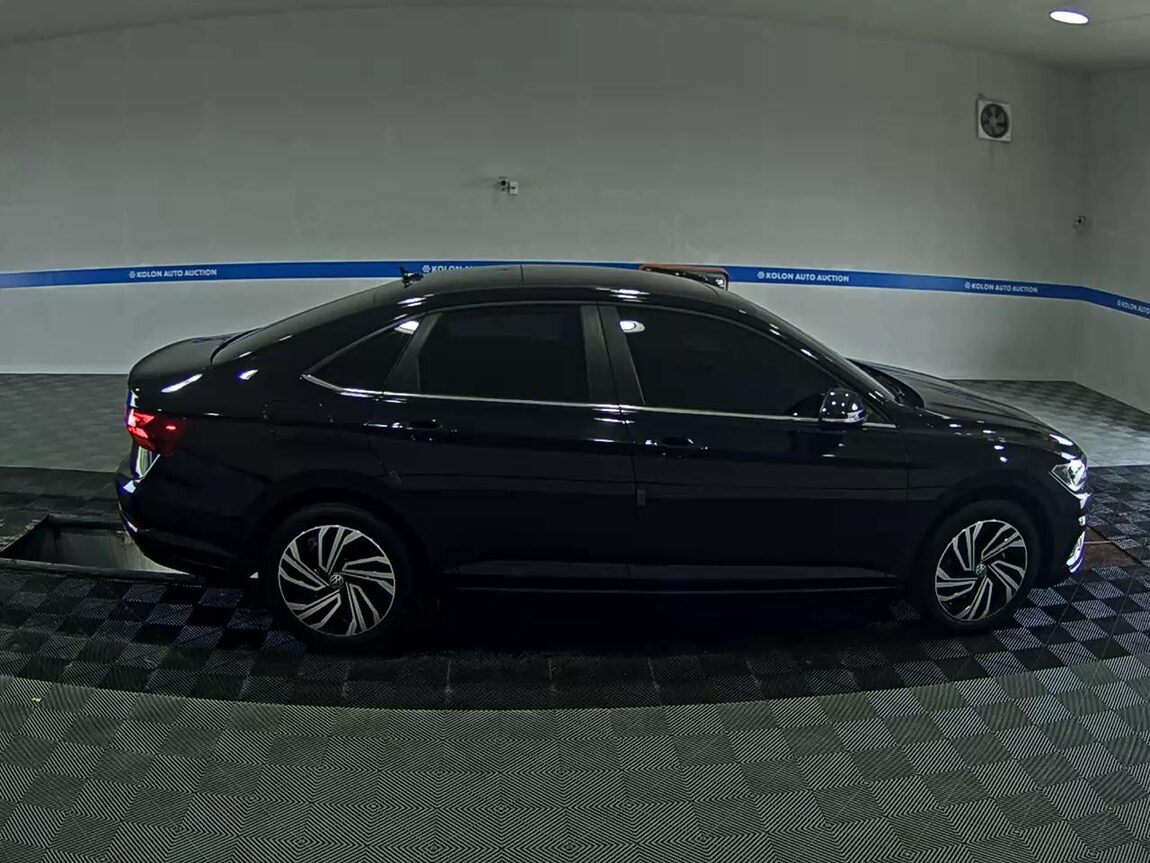 VOLKSWAGEN JETTA (7TH GEN) 1.4 TSI PRESTIGE 2021 - zdjęcie 4
