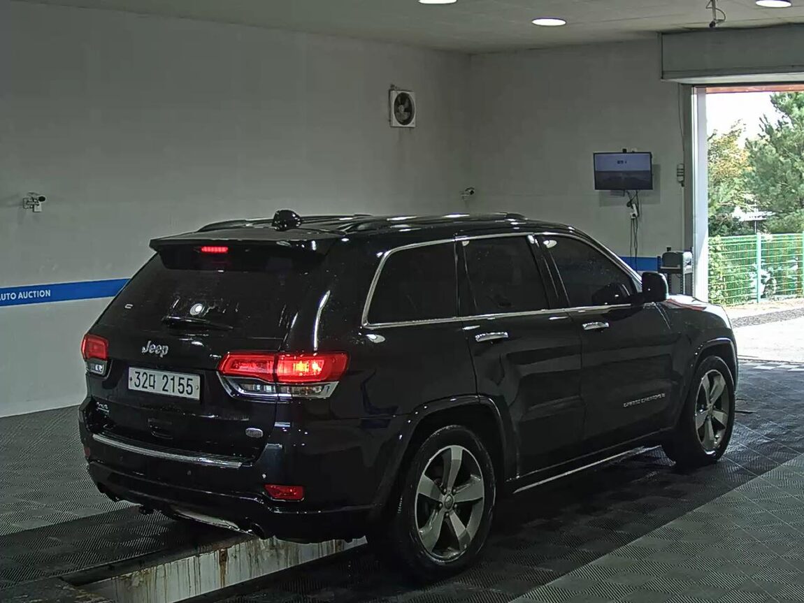 JEEP GRAND CHEROKEE (WK2) 3.0 V6 TURBO DIESEL OVERLAND 2016 - zdjęcie 5