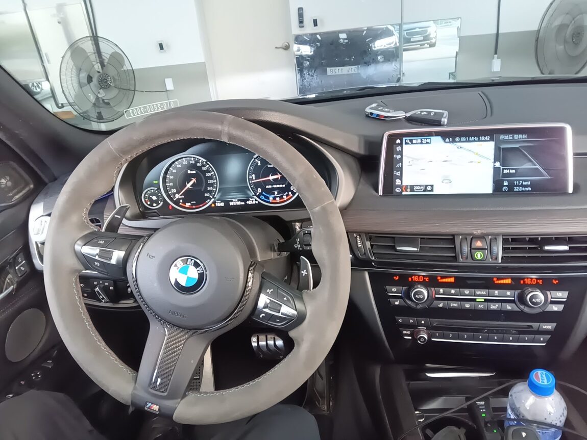 BMW X5 (3RD GEN) 40d xDRIVE M SPORT PACK 2018 - zdjęcie 11