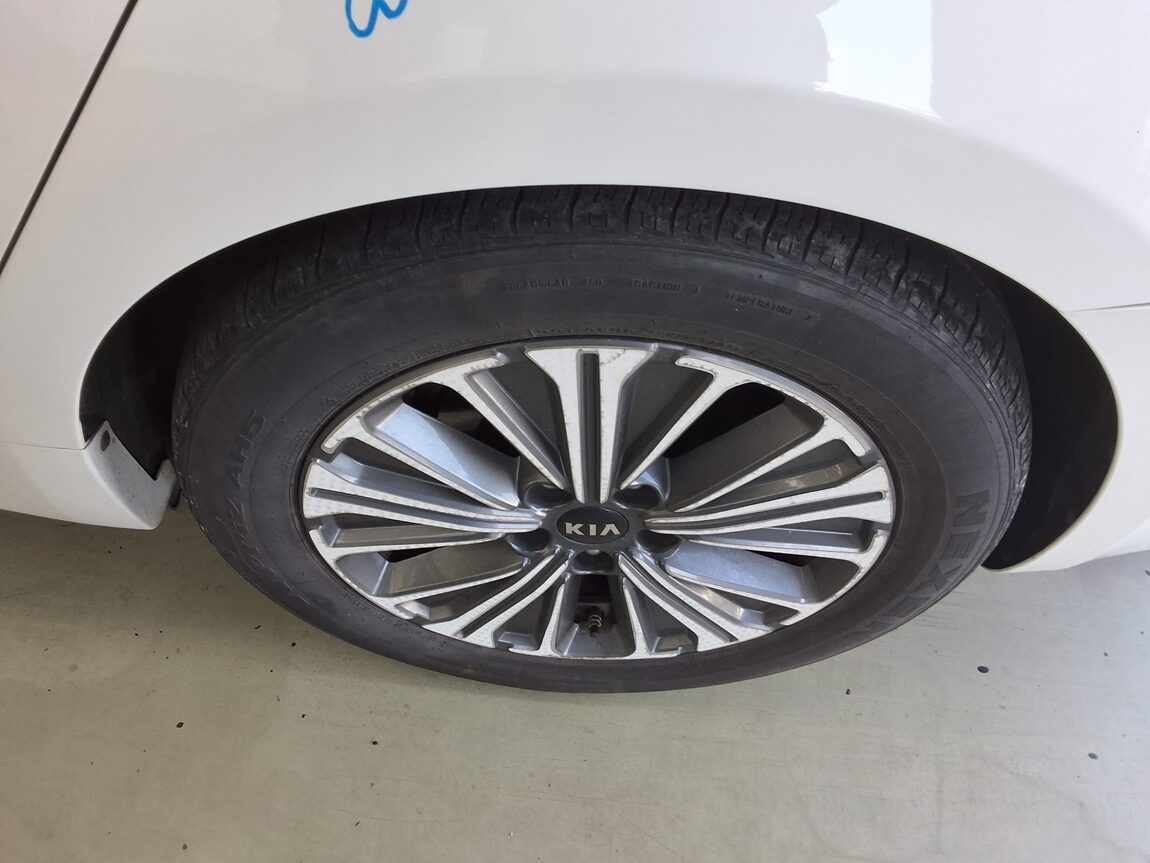 KIA K7 HYBRID 700h PRESTIGE 2015 - zdjęcie 24