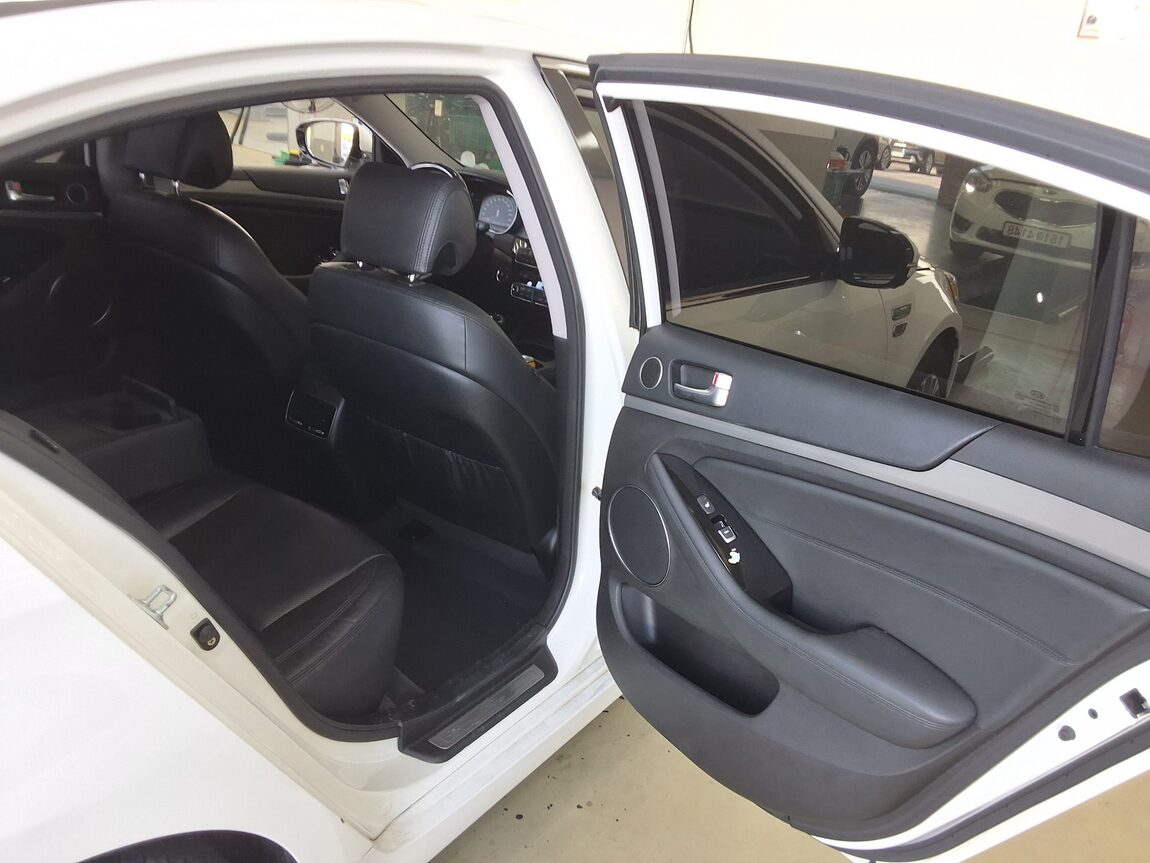 KIA K7 HYBRID 700h PRESTIGE 2015 - zdjęcie 13