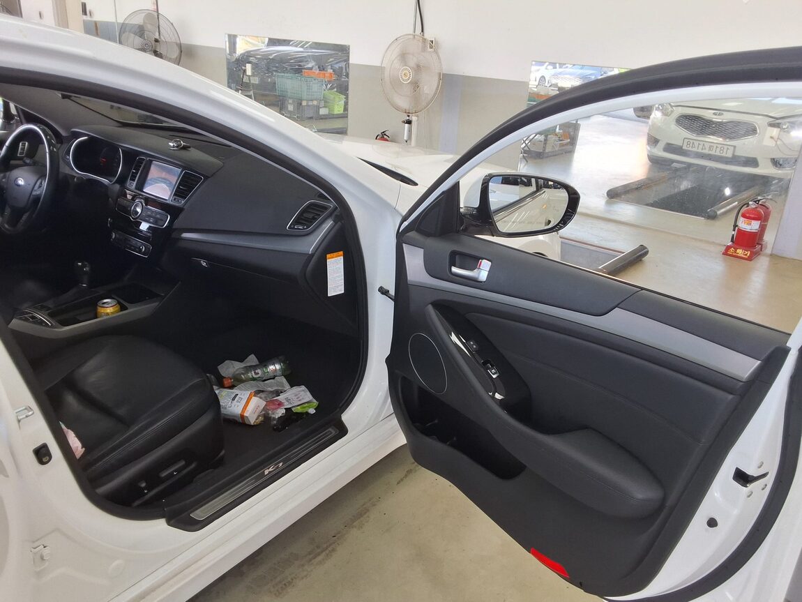KIA K7 HYBRID 700h PRESTIGE 2015 - zdjęcie 14