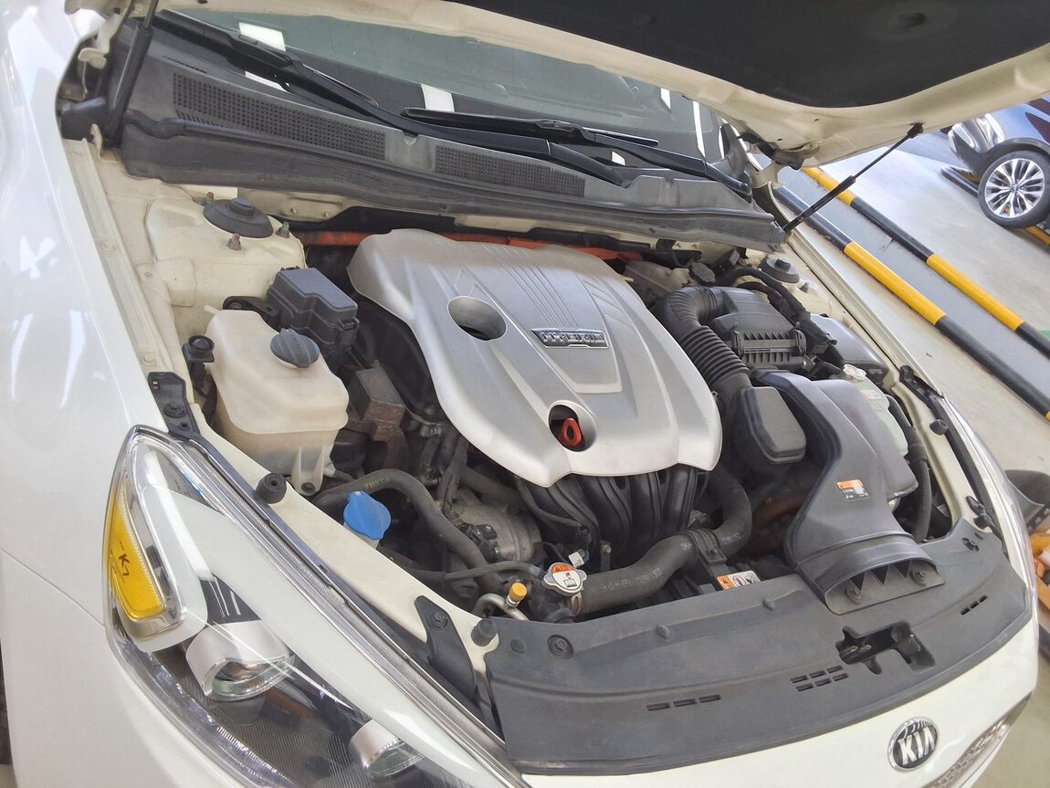 KIA K7 HYBRID 700h PRESTIGE 2015 - zdjęcie 21