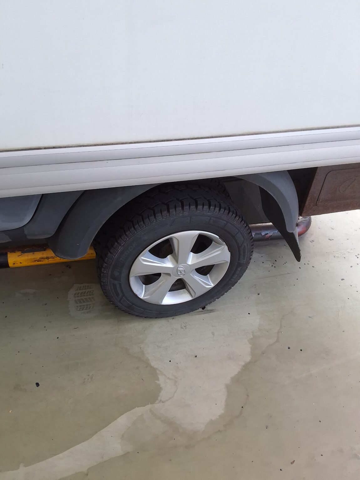 HYUNDAI PORTER II HIGH-ROOF FREEZER BOX TRUCK SUPER CAB TWIN COMPRESSOR 2015 - zdjęcie 20