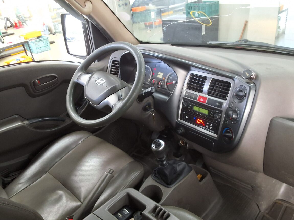 HYUNDAI PORTER II HIGH-ROOF FREEZER BOX TRUCK SUPER CAB TWIN COMPRESSOR 2015 - zdjęcie 11