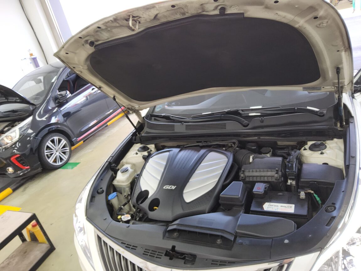 HYUNDAI GRANDEUR HG HG 300 EXCLUSIVE 2016 - zdjęcie 19