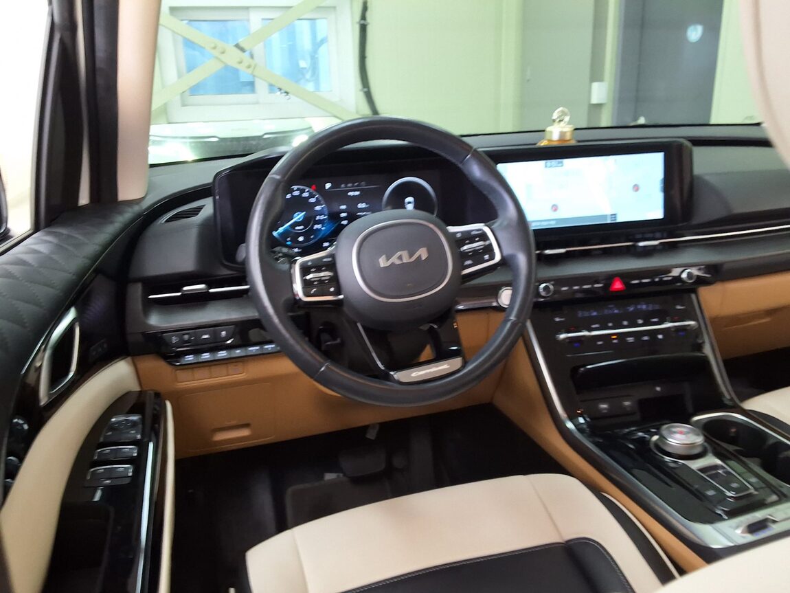 KIA NEW CARNIVAL (KA4) HI-LIMOUSINE SPECIAL BODY STD 2021 - zdjęcie 12