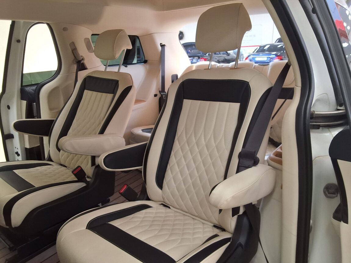KIA NEW CARNIVAL (KA4) HI-LIMOUSINE SPECIAL BODY STD 2021 - zdjęcie 13