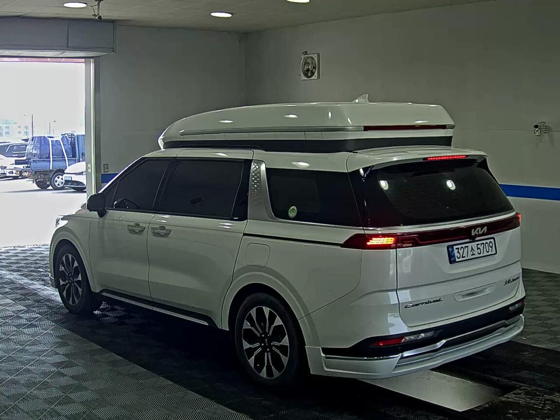 KIA NEW CARNIVAL (KA4) HI-LIMOUSINE SPECIAL BODY STD 2021 - zdjęcie 6