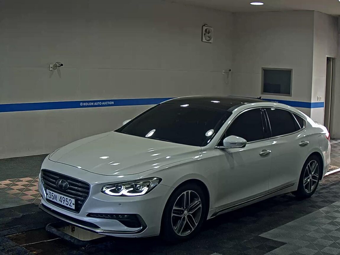 HYUNDAI GRANDEUR IG 3.0 LPi RENTAL CAR EXCLUSIVE 2017 - zdjęcie 2