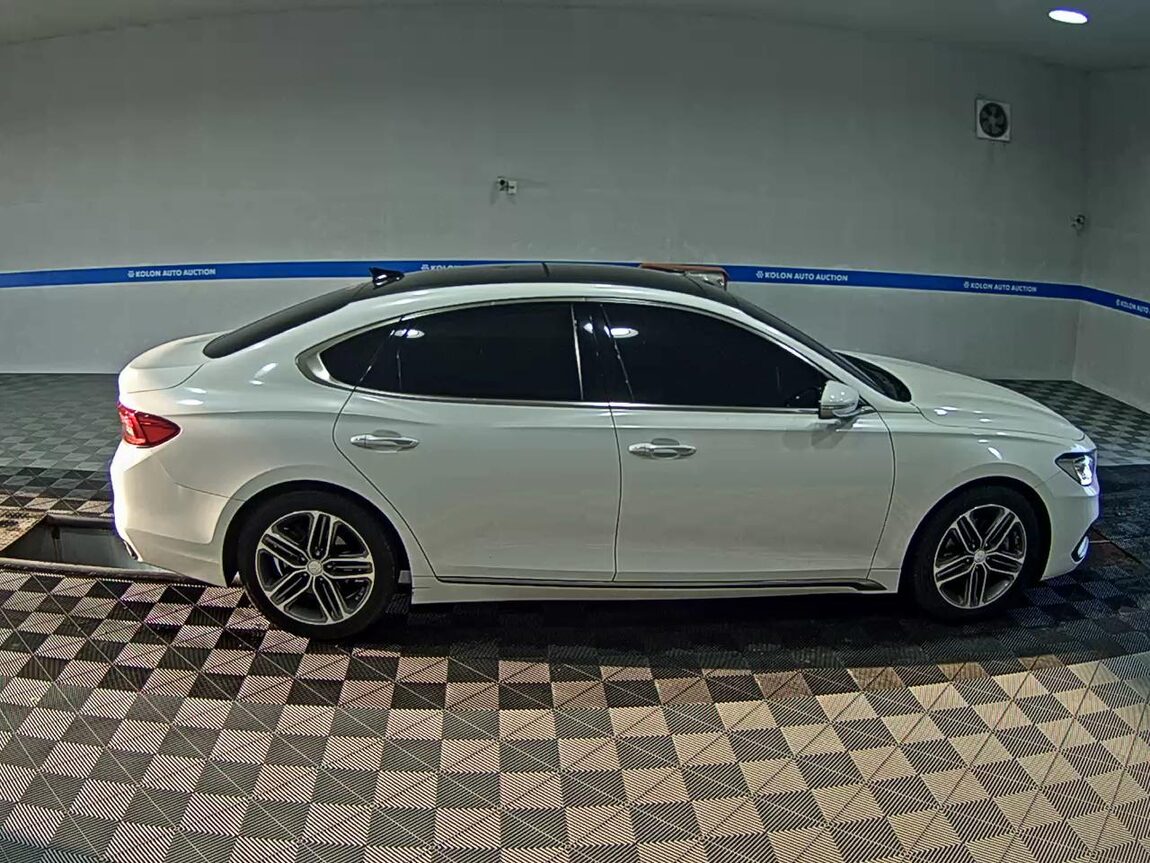HYUNDAI GRANDEUR IG 3.0 LPi RENTAL CAR EXCLUSIVE 2017 - zdjęcie 4
