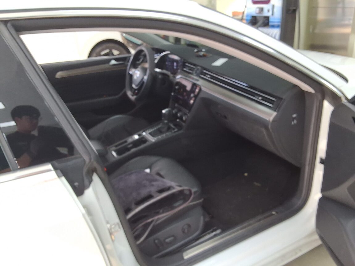 VOLKSWAGEN ARTEON 2.0 TDI ELEGANCE PRESTIGE 2019 - zdjęcie 15