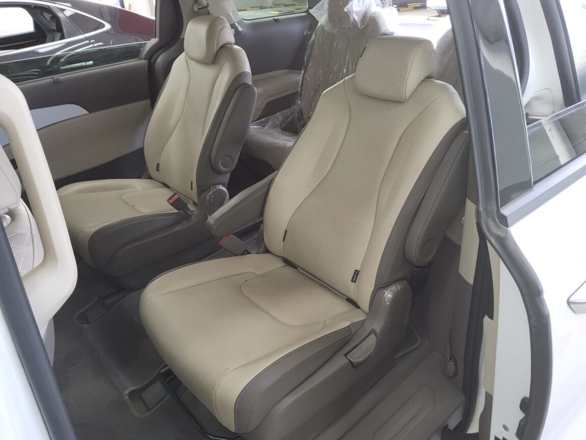 KIA NEW CARNIVAL (KA4) 9-SEATER DIESEL NOBLESSE 2023 - zdjęcie 12