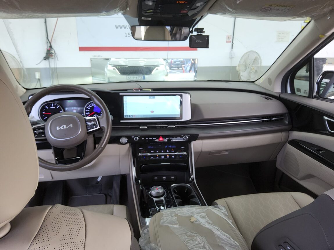 KIA NEW CARNIVAL (KA4) 9-SEATER DIESEL NOBLESSE 2023 - zdjęcie 11