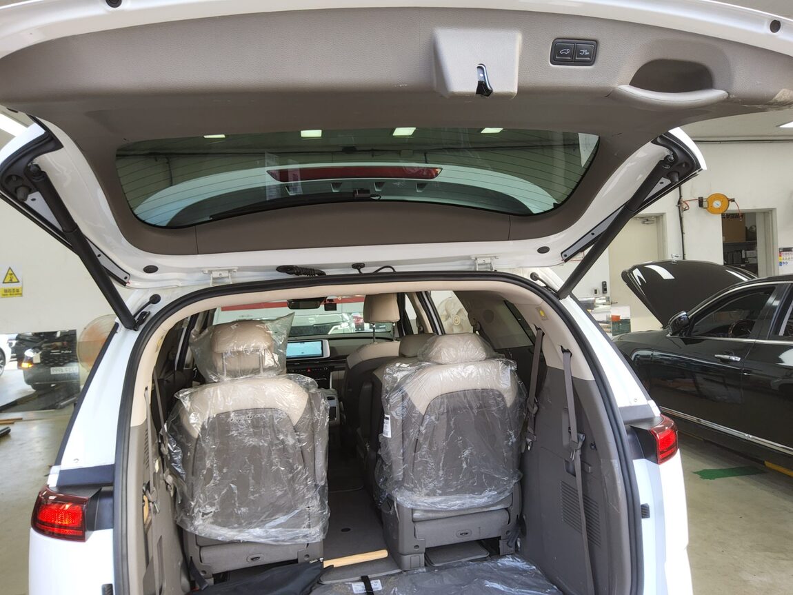KIA NEW CARNIVAL (KA4) 9-SEATER DIESEL NOBLESSE 2023 - zdjęcie 15