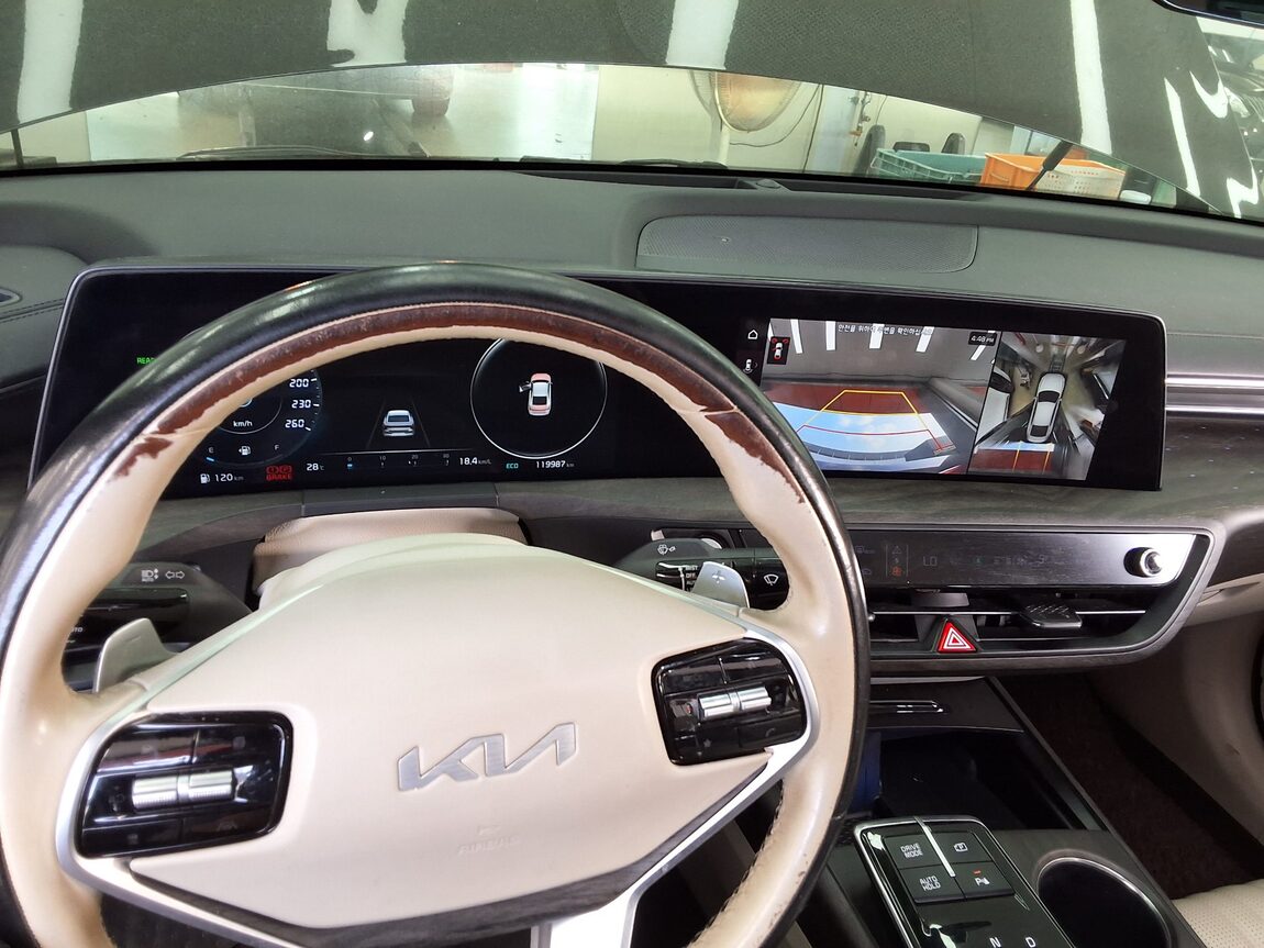 KIA K8 HYBRID HEV SIGNATURE 2023 - zdjęcie 17