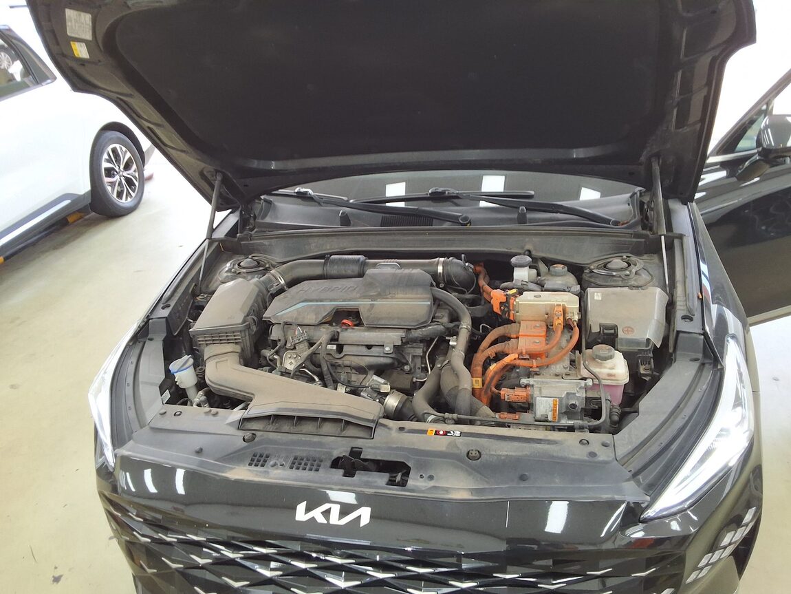 KIA K8 HYBRID HEV SIGNATURE 2023 - zdjęcie 19