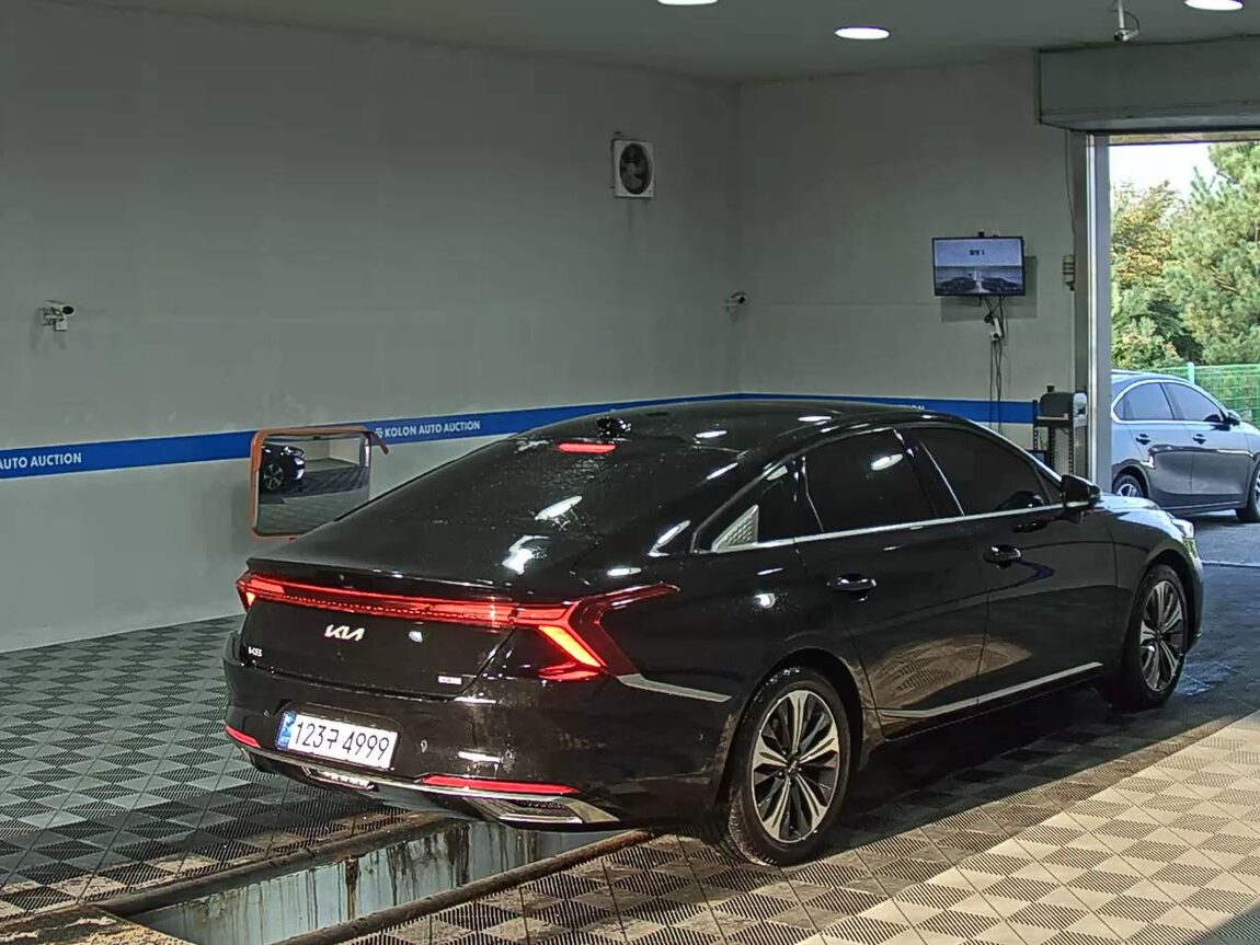 KIA K8 HYBRID HEV SIGNATURE 2023 - zdjęcie 5