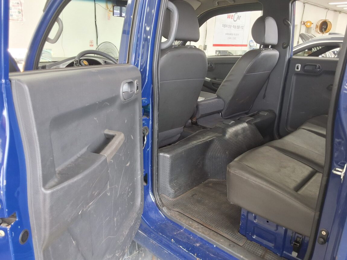 KIA BONGO III CARGO CRDi DOUBLE CAB EXTRA LONG WHEELBASE 2019 - zdjęcie 12