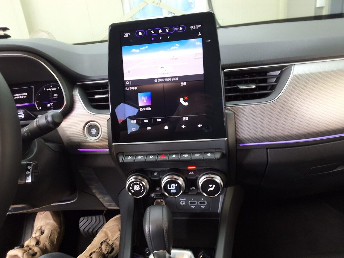 RENAULT (SAMSUNG) XM3 1.6 GTe INSPIRE 2024 - zdjęcie 24