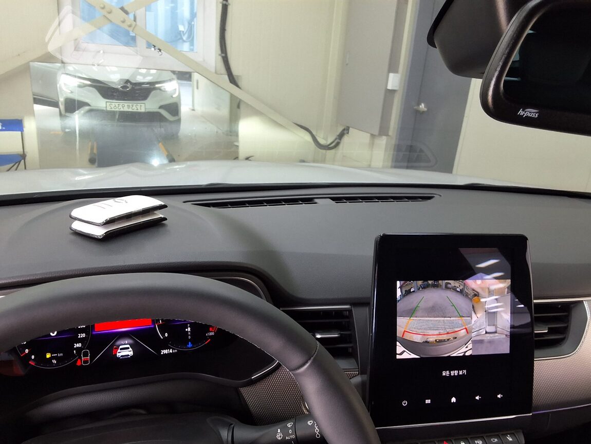 RENAULT (SAMSUNG) XM3 1.6 GTe INSPIRE 2024 - zdjęcie 25