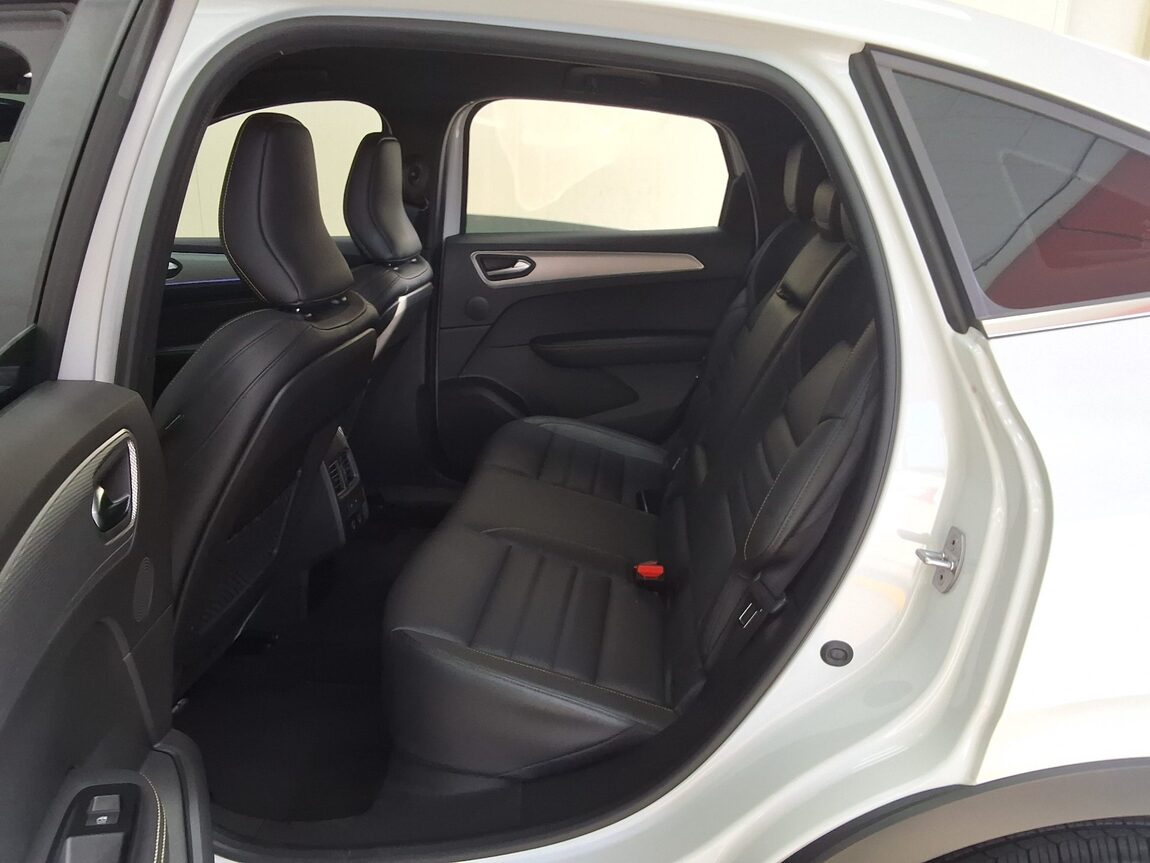 RENAULT (SAMSUNG) XM3 1.6 GTe INSPIRE 2024 - zdjęcie 13