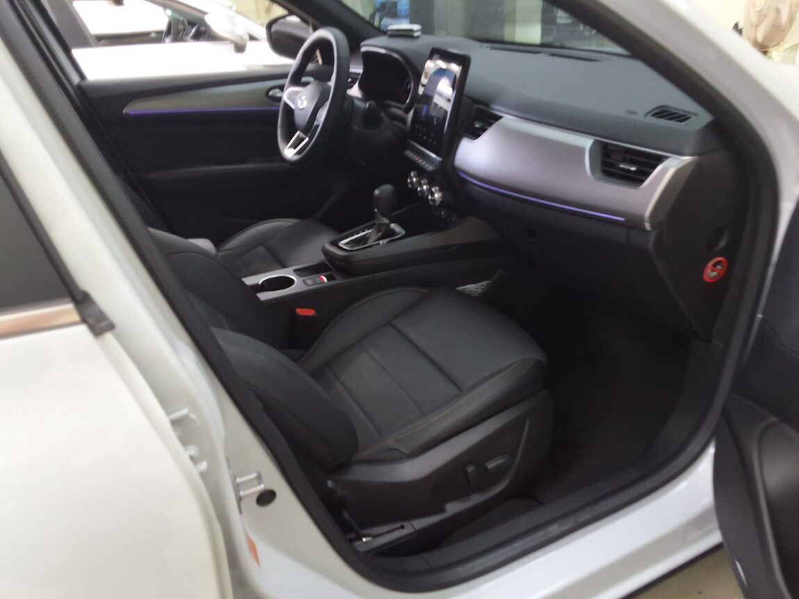 RENAULT (SAMSUNG) XM3 1.6 GTe INSPIRE 2024 - zdjęcie 15