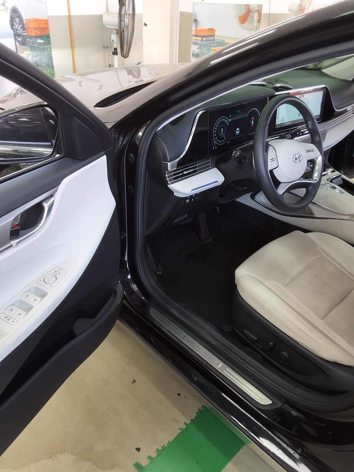 HYUNDAI THE NEW GRANDEUR IG GASOLINE 2.5 LE BLANC 2023 - zdjęcie 10