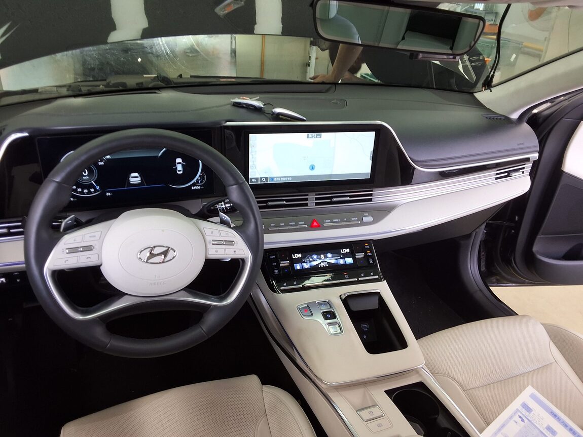 HYUNDAI THE NEW GRANDEUR IG GASOLINE 2.5 LE BLANC 2023 - zdjęcie 11