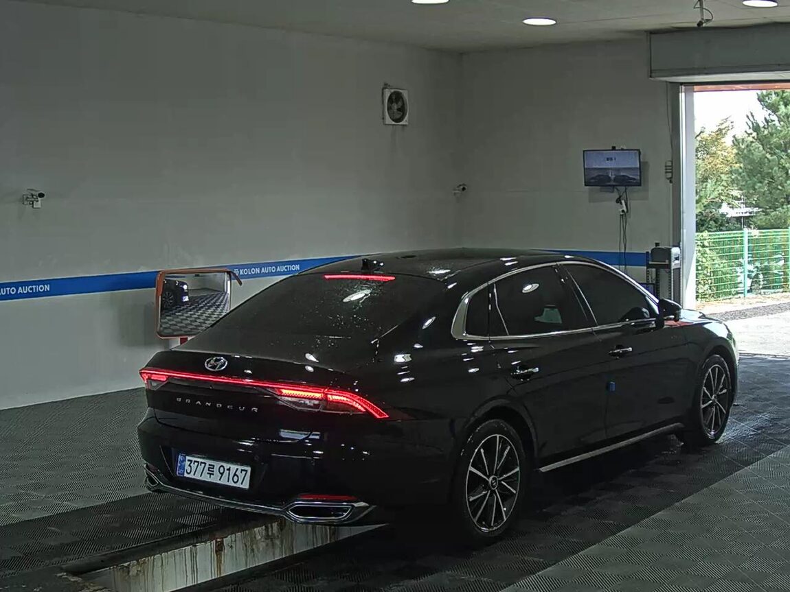 HYUNDAI THE NEW GRANDEUR IG GASOLINE 2.5 LE BLANC 2023 - zdjęcie 5