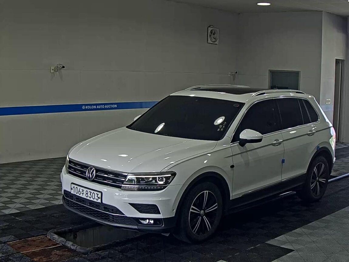 VOLKSWAGEN TIGUAN (2ND GEN) 2.0 TDI PRESTIGE 2020 - zdjęcie 2