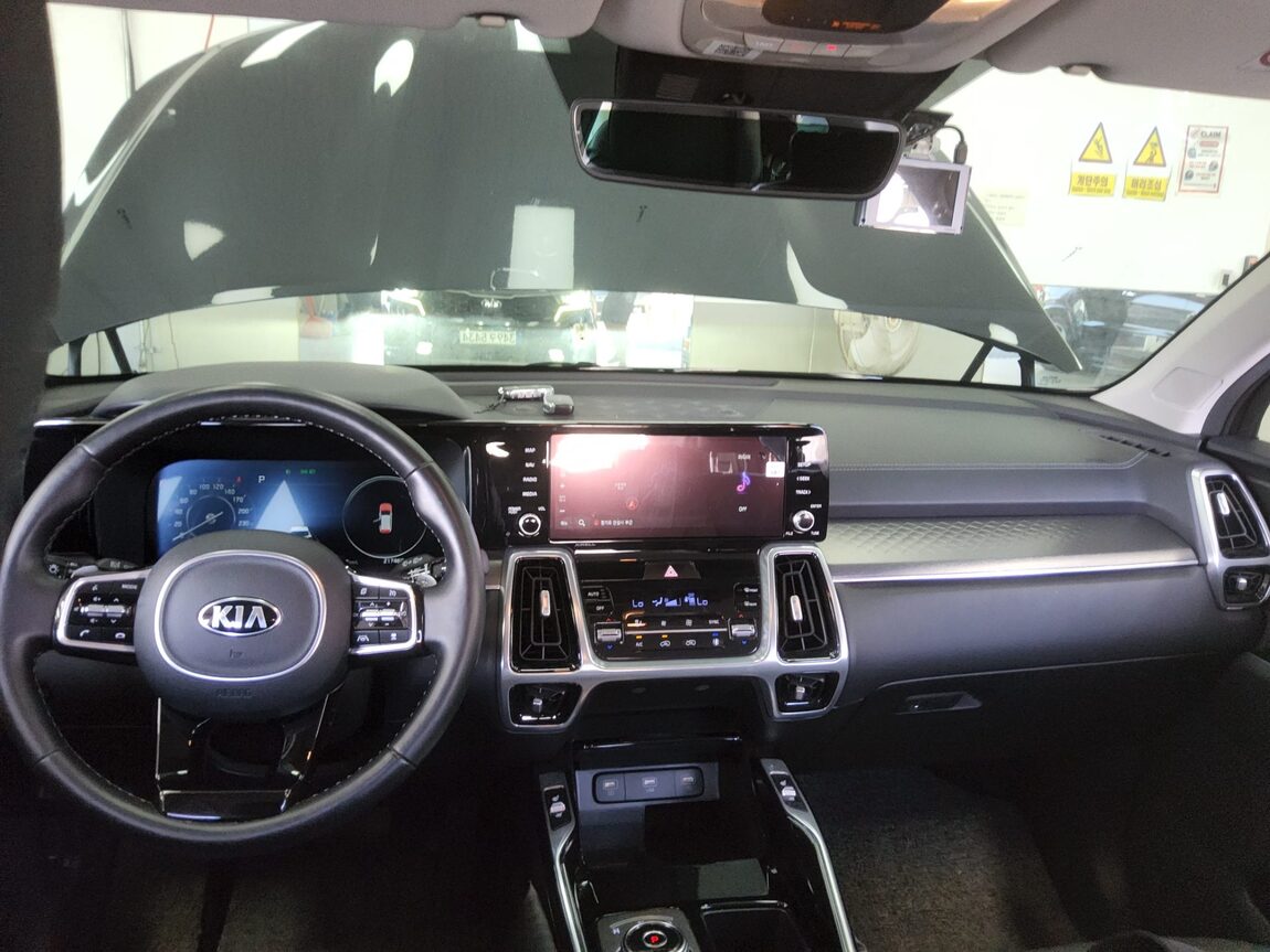 KIA NEW SORENTO (MQ4) 2.2 DIESEL 2WD NOBLESSE 2021 - zdjęcie 11